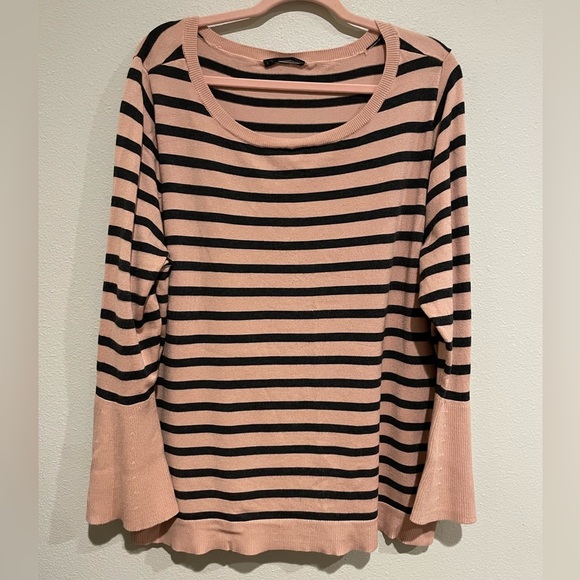 Oversize dusty rose and black strip tunic with bell sleeves. 2X - Picture 1 of 4